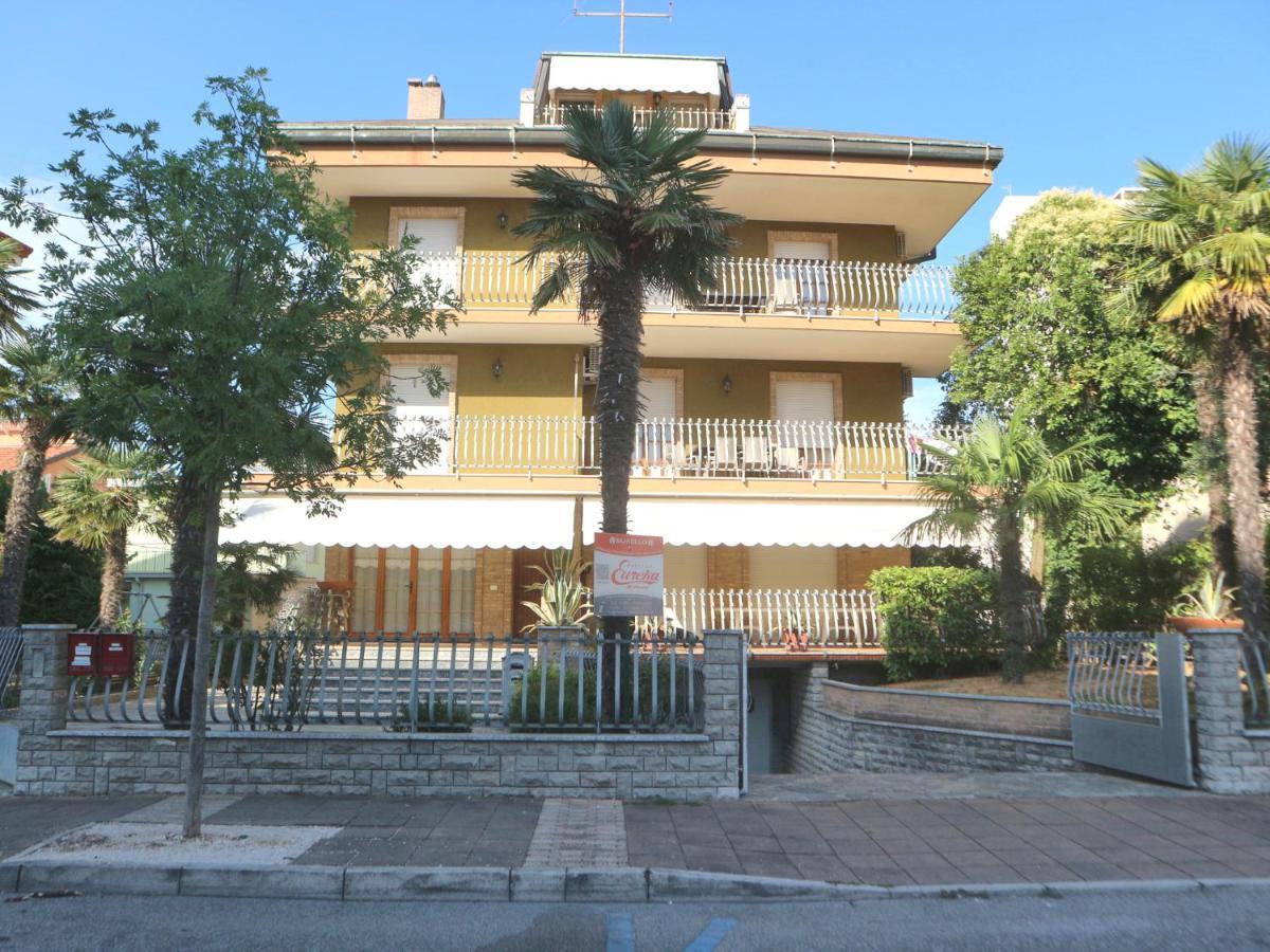 Burello Appartement Lignano Sabbiadoro Buitenkant foto