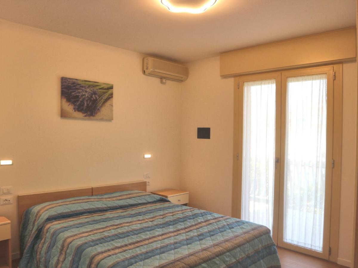 Burello Appartement Lignano Sabbiadoro Buitenkant foto